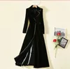 JSXDHK Runway Designer Women's Long Trench Coat Autumn Winter Black Velvet Slå ner krage Elegant damer Ytterkläder 240124