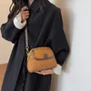 Petits sacs de style populaire nouveaux sacs pour femmes style de mode sens avancé sac à bandoulière en cuir PU sacs à bras obliques sac cartable oblique sacs à bandoulière