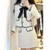 Unxx Elegant Tweed Jacket och kjol Set Women Autumn Bow Tie Short Coat Aline Suit High Quality 2 Piece 240202