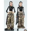 Stage Wear 2024 Vêtements pour enfants Black Crop Tops Pantalons de camouflage Costume pour filles Jazz Dance Performance Costumes Hip Hop Streetwear Drop Otrxn