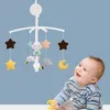 Cartoon Baby Bedcribstroller Mobile Rattles Music Education Toys Bell Carousel Infant Baby Toys 0-12 månader för Born Gift 240202