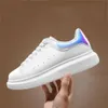 Designer Moda scarpe casual alexandra Platform Sneakers Uomo Donna Scarpe stringate di lusso Pelle scamosciata Serpentine mcquens des chaussures Espadrillas scarpe da corsa