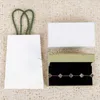 Nouveaux bracelets de créateurs fritillaires 18 carats Gold Love Bangle de haute qualité Bijoux de trèfle à quatre feuilles de luxe Bracelets de nacre élégants pour femmes