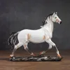 Бронзовая лошадь, скульптура из смолы, ретро-стиль, интерьер, украшение стола, статуя животного, фигурка, домашний декор, аксессуары 240202