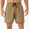 Roupas de ginástica masculinas shorts de fitness de verão o mesmo parágrafo são leves, respiráveis e de secagem rápida