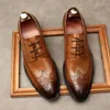 Scarpe eleganti da uomo in vera pelle di lusso Derby da lavoro formali stile classico nero vino rosso punta a punta stringate Oxford da uomo