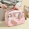 Sacos cosméticos 2024 Moda Transparente Make-up Wash Bag Mulheres Hand-Heel PU Impermeável Grande Capacidade de Armazenamento PVC Splicing Casos