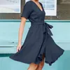 Casual Dresses V Neck Solid Spring Short Sleeve Dress With Pocket Belt Swing Midi för kvinnor 2024 Trendy