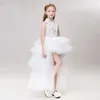 女の子のドレスカウストムは中国のスタンドを作った首輪ビードレイヤードレス子供のパーティーフロントショートバックロング