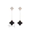 Nouveaux produits dames mode pendentifs trèfle à quatre feuilles boucles d'oreilles en alliage exquis oreille bijoux accessoires cadeau Party6411839