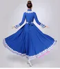 Traje de dança feminina estilo étnico moderno mongol em arte popular nacional