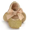 Första vandrare Baby Gold Princess Shoes Bekväma mjuka spädbarnsbarnflickor Sole Crib Toddler Born Sandals Drop Delivery Maternity Otqaz