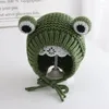 Berets 2024 Mode Baby Super Niedliche Große Augen Frosch Plus Fleece Wolle Jungen Und Mädchen Herbst Winter Warme Handgestrickte Krawatte Strickmütze