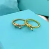 Jewelry T corde Band Bow Ring Women's 18K Rose Gold Twisted Pair Girl Fashion NE G6CI