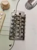 Chitarra elettrica di reliquia ender bianca, reliquia leggera, testa di reliquia di acero, reliquia della luce degli accessori, protezione vintage, in magazzino