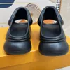 Acolchoamento Peep Toe Praia Mules Sapatos Masculinos Sola Grossa Deslizamento Em Chinelos Casuais Aumento De Altura Sapatos De Férias Masculinos