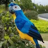Décorations de jardin créatives 45 cm Simulation Perrot Perreau à la main Plume Feather Macaw Lawn Figurine Ornement Fake Animal Bird Prop Prop Decoration