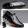 Läderskor för män våren mens affär casual mjuksolad icke-halkad andningsbar all-match skor loafers zapatos 240129