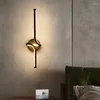 Lampada da parete Luce notturna moderna Corpo in ferro battuto Luci verniciate ad alta temperatura Decorazione Soffitto adatto a più scene