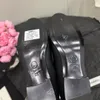 Mocassins de borla de grife para mulheres dedo redondo salto plano slip-on sapatos de couro pequenos pretos elegantes e versáteis 100% couro genuíno EU35-41