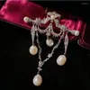 Broches Corte Austríaco Borboleta Jóia Broche Ichthyme Colorido Deep Sea Shell Bead Bow Fringe Corsage Pearl Pin para Ornamento de Suéter