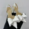 Mach Silk Bow Slingback Pumpar klackar spetsiga tå stilett hälen kristall utsmyckning slip på kvällskor kvinnors lyxdesigner fabrikskor med låda