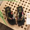 Mode Frauen Flip-Flops Sommer Strand Plattform Hausschuhe Casual Außerhalb Keile Sandalen Schuhe 240126