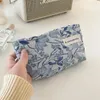 Kozmetik Çantalar Moda Basit Çiçek Kumaş Makyaj Çantası Jakar Liner Seyahat Sakat Mümkün Banyo Depolama Depo Debriyaj Telefon Pouch