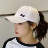 ボールキャップスプリング女性野球帽レディースレター刺繍半分のトップサンハットアウトドアトラベルスポーツ調整可能なバイザー
