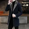 Trench da uomo Cappotto caldo alla moda Colletto in peluche Uomo Giacca da lavoro in lana spessa risvoltata