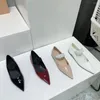 Scarpe eleganti 2024 Primavera Estate INS M Famiglia Linea retta Punta a punta Mary Jane Flats Slip over in pelle da donna Designer da donna