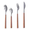 Set di stoviglie El Home Use Acciaio inossidabile Portoghese Occidentale Stoviglie Coltello da bistecca creativo retrò semplice con venature del legno all'ingrosso della fabbrica