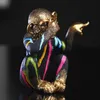 Viladmålning Harts Monkey Figurin Animal Statue Modern Art Zen Home Living Room Bookhelf Office Desk Decoration Accessories 240123