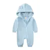 Baby Winter Clothes Born Bear Jumpsuit för flickor från 0 till 6 12 18 24 månader saker barn overall bomull pojkar outfit bodysuits 240118