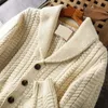 Męski sweter sweter jesienny Zima zagęszona swobodna płaszcz Solidny kolor długi rękawy pojedyncze kieszenie na dzianiny Swatery 240125