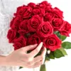 10 pcs lot Red Rose 인공 꽃 실제 터치 라텍스 꽃 가짜 실리콘 가짜 꽃다발 장식을위한 웨딩 파티 240127