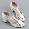 Pu Hollow Highheeled Shoes Package Head Sandaler Kvinna 2023 Summer Rom tjock med botten Sjuk kjol 240202