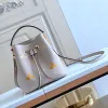 2024 Mirror Quality Bags Designer Tote Bag Luxury Handväska Kvinnor Neonoe Bucket Bag Fashion Crossbody Bag dam Läder Drawstring Shoulder Bag Wallet 2 Storlekar