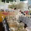 Centres de table en plumes d'autruche blanches en acrylique transparent pour décoration de table de mariage, décor d'événements, pièce maîtresse de boule de plumes artificielles pour décoration d'allée de table469