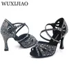 Und Black 461 White Wuxijiao Blitztuch Frauen Latin Ballsaal Party Square Dance Schuhe Weiche Absatz 7,5 cm 240125