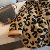 Jaquetas femininas Leopard Mulheres Furry Casual Vintage Casacos All-Match Baggy Projetado Roupas Estéticas Famosa Senhora Coreana Moda Ly