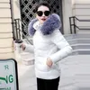 Casacos de trincheira femininos moda europeu branco inverno jaqueta grande pele com capuz grosso para baixo parkas feminino casaco quente para mulher 2024
