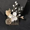 Hårklipp Fashion Flower Comb Bridesmaid Crystal Clip Bridal Hairpin Wedding Jewelry Girl Women Party Hairband Gift