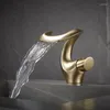 Robinets d'évier de salle de bains, mitigeur de lavabo et robinet froid, cascade en cuivre et or 2024, robinet d'eau de comptoir de bain de luxe intérieur