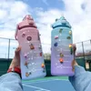 Botellas de agua Botella de gran capacidad Copa de paja con cubierta de rebote Recordatorio de escala de tiempo esmerilado para deportes al aire libre Fitness