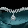 Pinzas para el cabello, corona nupcial, tocado barroco delicado con diamantes de imitación, temperamento, banquete de Reina, accesorios simples que combinan con todo.