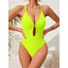 女性用水着2024バックレスワンピース水着ホローパッド女性Mujer Trikini Stroj Kapielowy Maio Biquini Badpak Maillot Femme