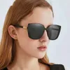 occhiali da sole Box Slim Trend da donna Net Red Tiktok Occhiali da sole versatili abbinati a forma di farfalla