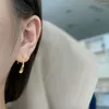 Studörhängen Karachi japanska och koreanska S925 Pure Silver Ear Studs med en premiumkänsla