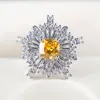 Klusterringar cellacity trendiga kvinnor silver ring med suqare gul ädelsten kvinnlig finger juvelär gåva bröllopsfest fin öppen storlek